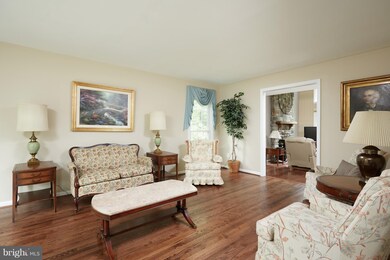 29 Flints Grove Dr, North Potomac, MD 20878 - photo 3