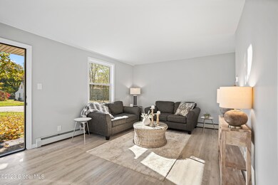 11 Rita Ln, Albany, NY 12211 - photo 3