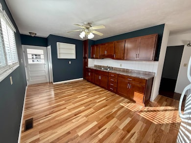 501 E 13th St, Winamac, IN 46996 - photo 3