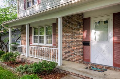 612 33rd St, West Des Moines, IA 50265 - photo 2