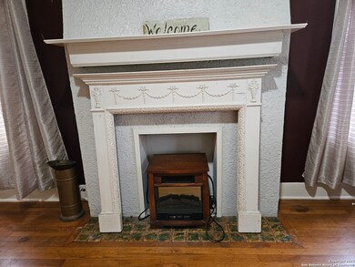 215 W Ridgewood Ct, San Antonio, TX 78212 - photo 7