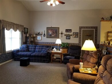 833 E Fleetwood Dr, Greensburg, IN 47240 - photo 4