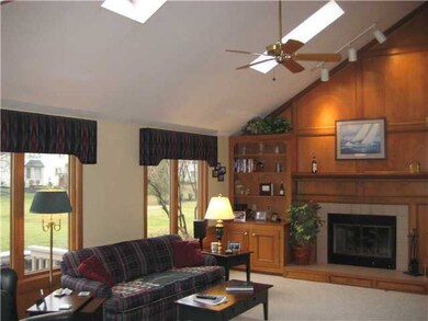 234 McKenna Creek Dr, Columbus, OH 43230 - photo 2