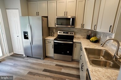 8320 Township Dr, Owings Mills, MD 21117 - photo 6