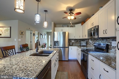 6039 Station Circle Rd, Harrisburg, PA 17111 - photo 7