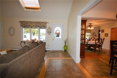 2 Kathleen Dr, Warren, RI 02885 - photo 2