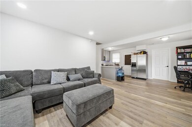 913 Dandridge Dr, Portsmouth, VA 23701 - photo 5