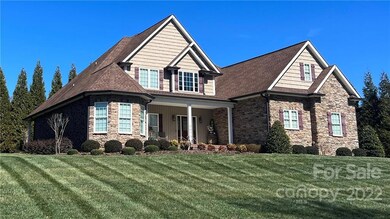 307 Beverly Dr, Statesville, NC 28625 - photo 3