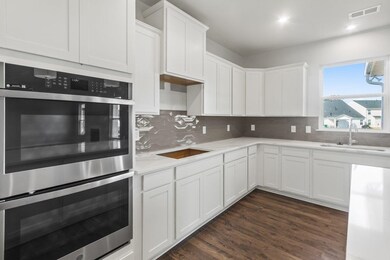 4033 Francis Spring Pkwy, Inman, SC 29349 - photo 2