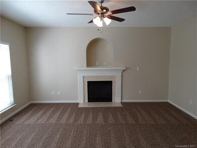 8613 Fox Tail Ln, Huntersville, NC 28078 - photo 5