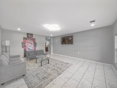 1337 Conrad Sauer Dr, Houston, TX 77043 - photo 4