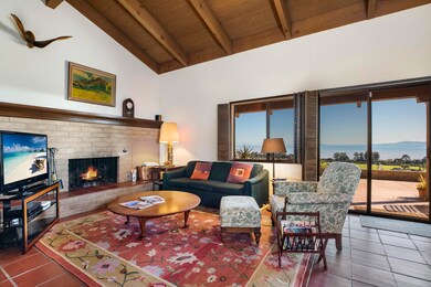3.Family Room_3330 Foothill_0024