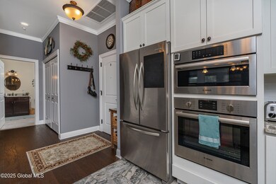 004-17-Chapel-St-Unit-703