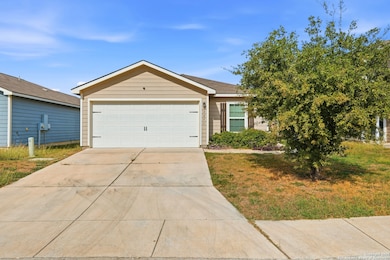 12251 Siragusa, San Antonio, TX 78252 - photo 3