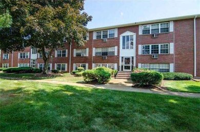 8 Tara Dr unit 3, Weymouth, MA 02188 - photo 4