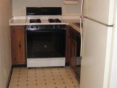 3 Karen Cir unit 12, Billerica, MA 01821 - photo 3