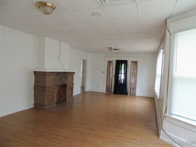 424 S Independence St unit A, Sapulpa, OK 74066 - photo 4