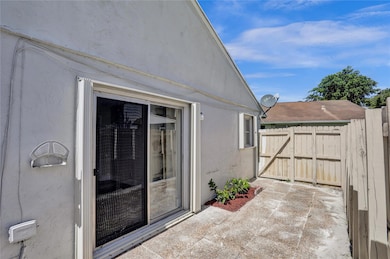 8638 Bridle Path Ct unit 203, Davie, FL 33328 - photo 4