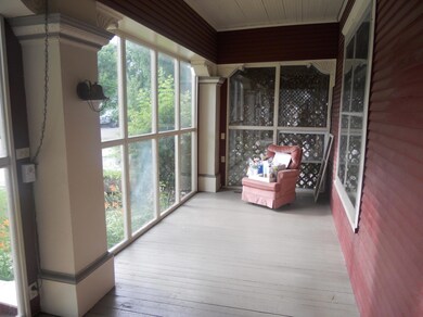 Front Porch<|><|>