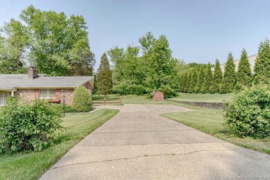 3817 Green Valley Rd, New Albany, IN 47150 - photo 4