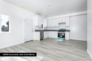 1241 W 95th St, Los Angeles, CA 90044 - photo 4