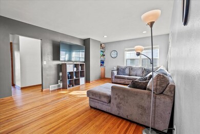 2302 Victory Dr, Cedar Falls, IA 50613 - photo 4