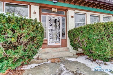 3-season porch entrance
