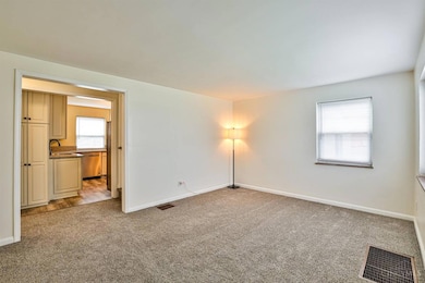 2729 Hennge Dr, Cincinnati, OH 45239 - photo 4