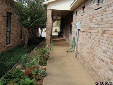 5406 Brandon Ct, Tyler, TX 75703 - photo 2