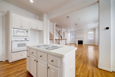 1412 Harold St unit A, Houston, TX 77006 - photo 7