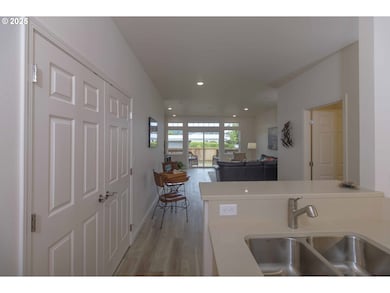 1593 37th St, Florence, OR 97439 - photo 6