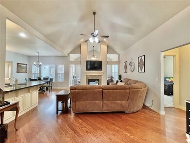 39 Berkshire Dr, Bella Vista, AR 72714 - photo 6