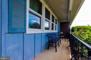 255 Berridge Dr, Shepherdstown, WV 25443 - photo 4