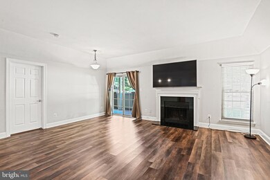 12150 Penderview Terrace unit 1308, Fairfax, VA 22033 - photo 3