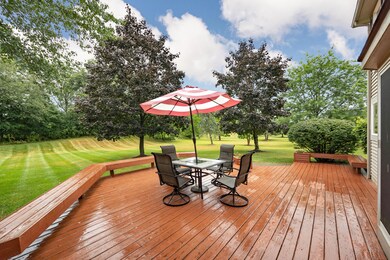 5972 Lohr Lake Dr, Ann Arbor, MI 48108 - photo 5