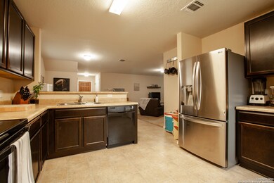 25002 Remington Oaks, San Antonio, TX 78261 - photo 5