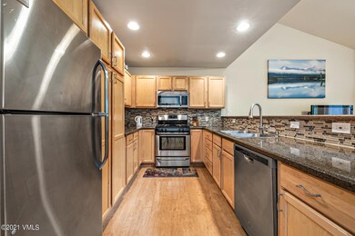 1045 Edwards Village Blvd A3-009-011-Kit