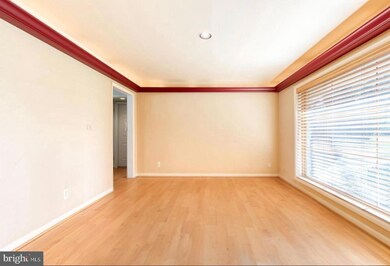 602 Hampton Ln, Towson, MD 21286 - photo 7