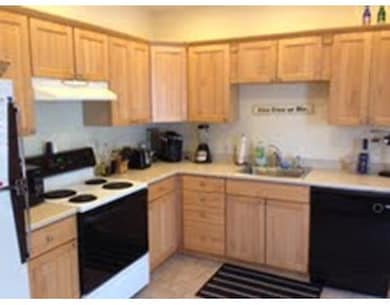 12 Middle St unit 14, Newton, MA 02458 - photo 6