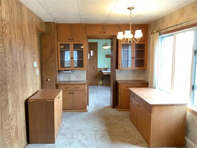 Main level dining room.