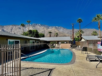 685 E Vista Chino unit 7, Palm Springs, CA 92262 - photo 2