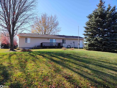 109 W Hilltop Ct, Coon Rapids, IA 50058 - photo 5
