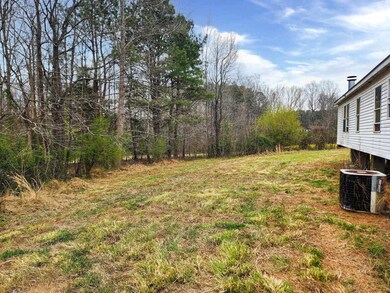 7662 Mountain Rd, Oxford, NC 27565 - photo 5