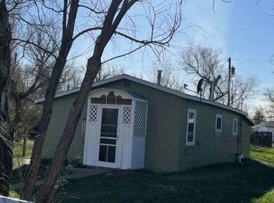 FRONT OF HOUSE 2