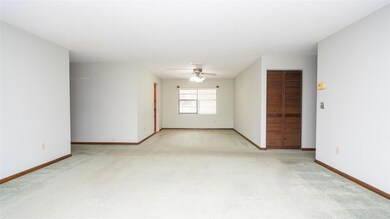 12731 SW 13th Manor, Davie, FL 33325 - photo 4