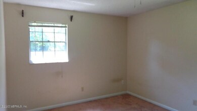 8221 Gwendolyn Rd, Jacksonville, FL 32216 - photo 7