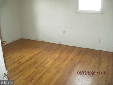 1104 Hill Rd, Hyattsville, MD 20785 - photo 3