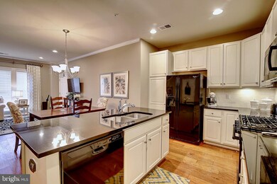 42697 Wardlaw Terrace, Ashburn, VA 20147 - photo 5