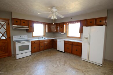 1061 Chapman Rd, Trout Run, PA 17771 - photo 4
