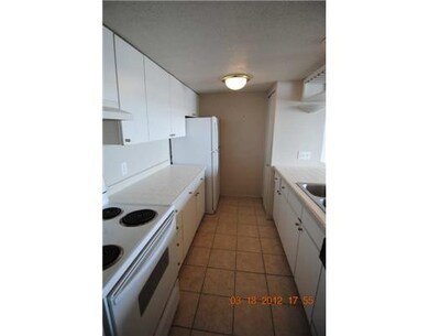 840 Cliffs Dr unit 103D, Ypsilanti, MI 48198 - photo 5